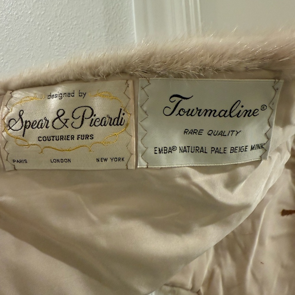 Vintage Natural Pale Biege Mink Cape ~ Tourmaline ~ By Spear & Picardi ~ Rare - Picture 6 of 13